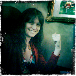 ConstanzaBrunet's profile picture. Periodista, editora, fundadora y directora de Marea Editorial.