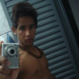 Leonino, Flamenguista, 16 anos, Rock...
#OusadiaeAlegria