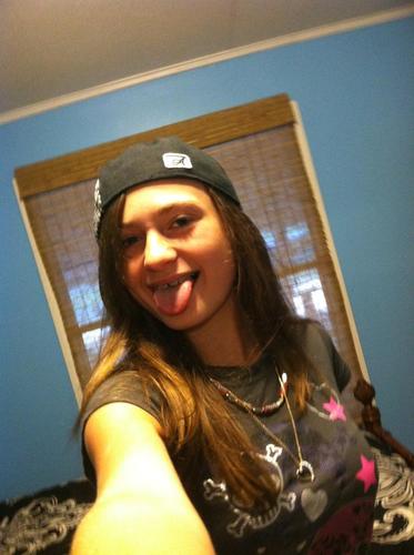 @JassyBoo8 is me 2(((: btw I Love You((: