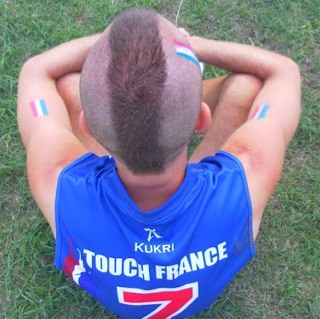 Joueur de touch à @touchroosters91 et @touchfrance