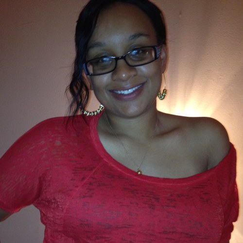 Im 21... I have a 6year old son Kameron... Im in school... I love my life... That's about it.. # Team single mom # Team Redbone # Team College Chick