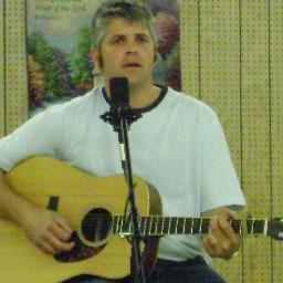 travelin singing songwriter