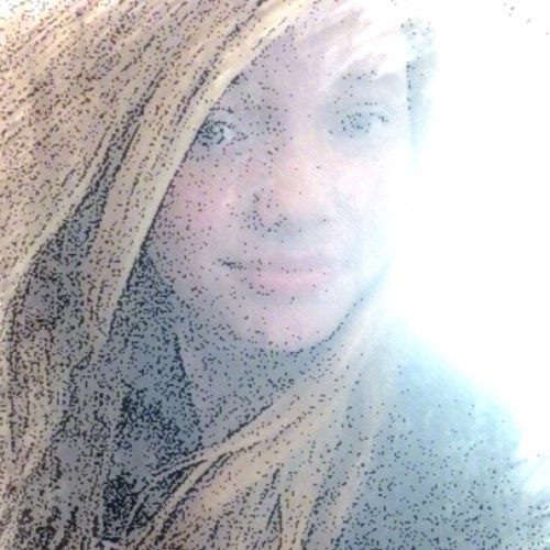 I am 14 years old. I am single and I love horseback riding. 
My favorite singers/bands:
• Maroon 5
• Avril Lavigne
• Carrie Underwood
• Usher 
• Rhianna
• etc.
