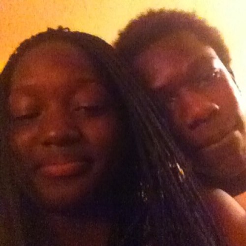 yall go follow @Quintin_hoe