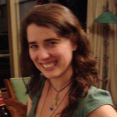 Lovecraftiana's profile picture. Profesora de Biología, guionista, proto-cineasta, fanática de la literatura y el cine de terror, gamer, madre y arrrrrrgentina!