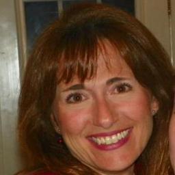 wife; mother of 4; 1st grade teacher; Notre Dame grad; love God, kids, reading, & the beach
