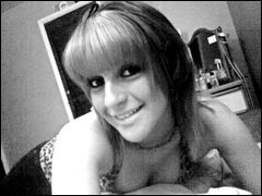 Hiya. Im Laura.