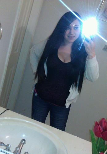 Educated & Employed. ♥Taken ◆#Virgo ◆#KiK::SimpleYetConfusing ◆#SwisherSweets ◆#Kush ◆#GreyGoose ◆#Xbox360 . ♬#LoudMusic/Vicious amounts of #BASS!