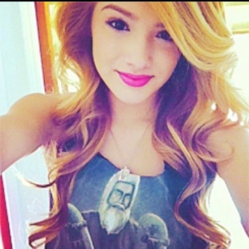 single Im Chachiii.  &i dont got some hot ass boy to write my bio. SORRY.     @iCaterinaV and @KendlallJenner #PandaPosse