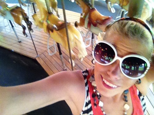 KatyKatybush's profile picture. 