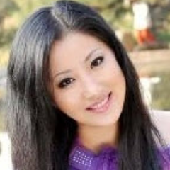 Samantha has several years experience working within the human resources and marketing sectors, the latter being on both a national and international level.
