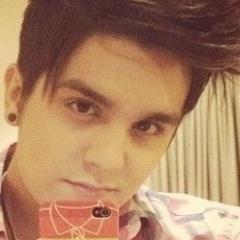 Não existe palavras para descreve o quanto eu te amo! seguida pelo @luansantana _/_/_  Dona: @larissascheffer1 Since 24/05/2012