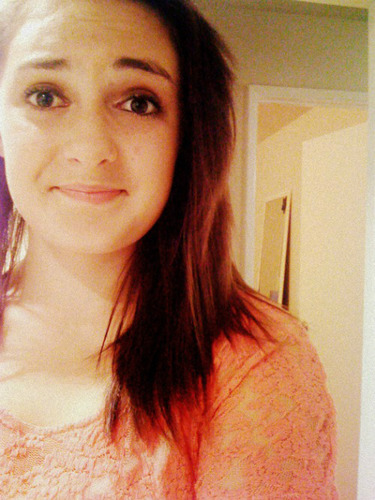 Haii_ThurAshley's profile picture. Haii;3 I'm Ashley . This account is all my facts&confessions ! Follow my 1D fangirl account : @I_Fancy_Nialler .. I Love You !! Xx