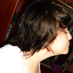 Buena persona_Adicta a toda red social :D..._Sonrriendo hasta en los momentos dificeles. Sigueme y te sigo :D