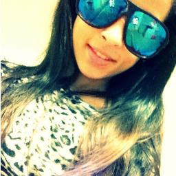 ,, *  A distância entre o sonho e a conquista chama-se atitude.