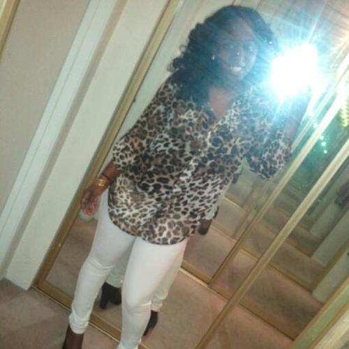 imperfect_she's profile picture. Lioness among the lions!