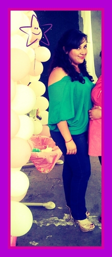 thaalY2's profile picture. 