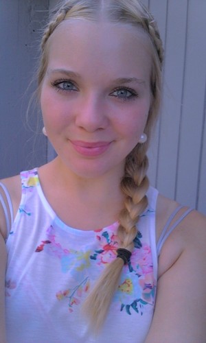 simkarte_ontour's profile picture. Das Leben ist kein Ponyhof.