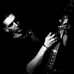 Guitariste de Bad Whispers