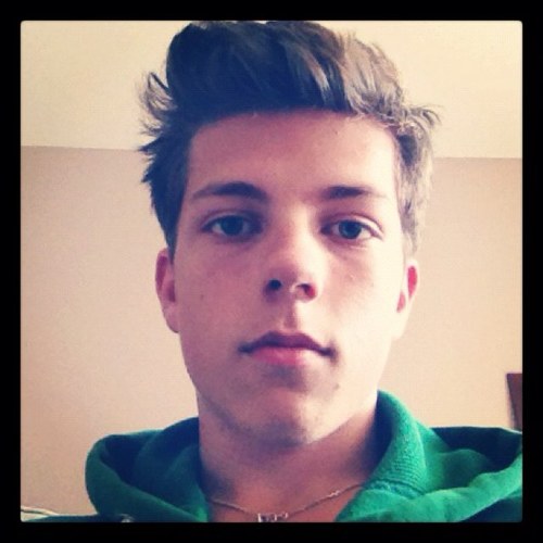 MrTotorro's profile picture. Davy, Gameur sur Playstation 3, j'adore les Chamallows, j'aime pas le froid et J'adore le Dubstep ;D Follow me ;) 

Skype : dafty_18