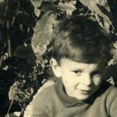 al1jarnoux's profile picture. "On devrait toujours être légèrement improbable" (Oscar Wilde).