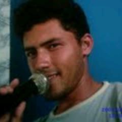 sou  um  DJ  de  sampley  sou  amigo  detodos  mas  quem  queser  ser  meu  amigo  nâo  fali  mal  de  mim  pra  nâo  ser  um  covarde