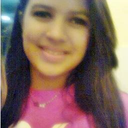 Quem sou eu ? A meniina Boa o suficiente pra abalar sua meente E perfeita na mediida pra estragar sua viida.Ah doo meu lindooo môzão Erick Meireles ♥