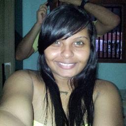 19 anos,Eu sou a minha Felicidade, falo abusada qdo precisa, Mania de mexer nos cabelos. Adoro marquínha de biquinii, Amo dançar, musica e som alto....