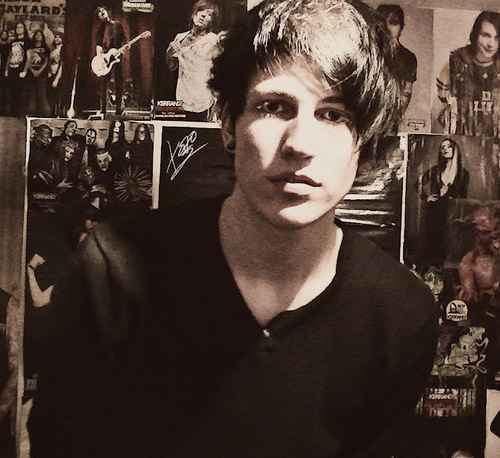 Austin-16-Gay-Forever Heartbroken