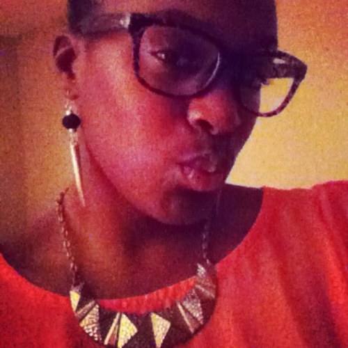 ♥ ♥ ♥ #TeamPink #Navy. #HopelessRomantic #Xo&&CUPCAKES!..Oh and I'm Finally 21 #TeamLibra #NaturallyCurly and Loving it.♥ ♥ ♥ #LK #Tyga #BitchImTheShit.