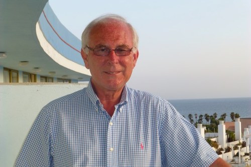 bobhallen's profile picture. 