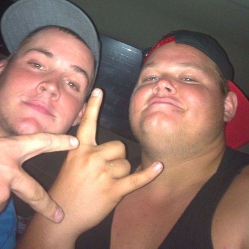 #teamfollowback #teamaod #sougofollow #instagram- tmjohnson90 go follow