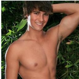[RP/Bi] Just a cute, funny, and awesome guy. Single, and LOOKING!. (: [Not @JamesMaslow]