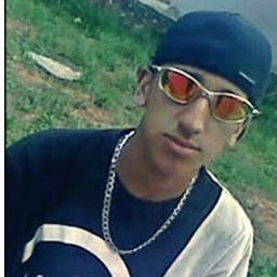 #Nome: @Bruno_perigoso irmão do @Itinho_perigoso . Orggulho : @perigosos_ Siga - Me !!