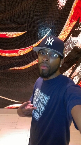 24KaratParis's profile picture. 