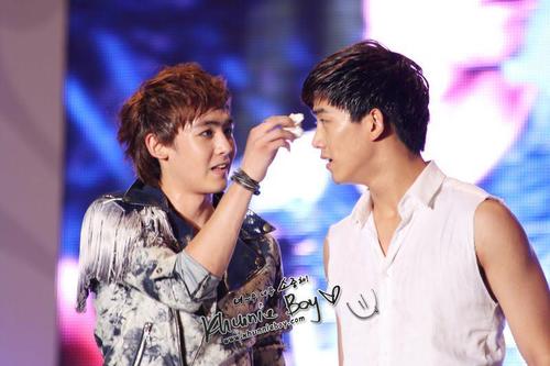 I'm thai hottest 2PM ♥ @khunnie0624 @taeccool