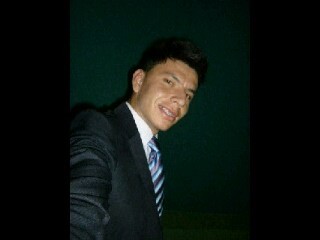 sou feliz,amigavel e louco por DEUS