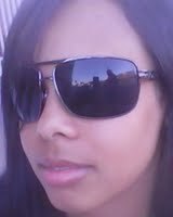 Quem sou?!
Eu sou para cada pessoa aquilo que ela acha que eu sou, mas o que para mim importa é o que eu estou a procura de ser e isso eu ainda não sou.