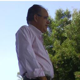 no me calo ni dictadores ni vende patrias,  fan del Real Madrid y  de los Leones de Caracas, Casillista convencido , venezolano y gallego CIUDADANO DEL MUNDO