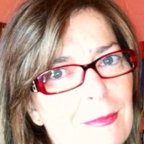 Diseñadora de espacios con más de 25 años de experiencia.