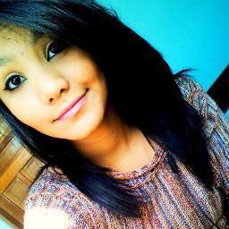 Legal,chata,perfeita,com defeitos,amiga,mentida,ridicula...
Isso é oq o povo fala d mim!!!
Amando:@justinbieber,Meu Níver é dia:05/12/2012