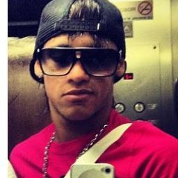 *OUSADIA E ALEGRIA * fã apaixonada nn torço pro santos mas torço ssim pra ele Neymar ! Dona : @AnaOliveira_99