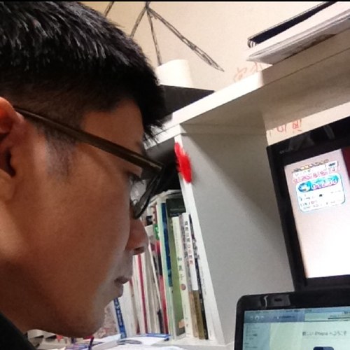 熊本市内で料理人してます、眞鍋竜一と申します。   将来てきにして行きたい仕事は、料理関係のプロデュースしていきたいと思っています。  自分に出来る事があれば何でもさせていただきます。