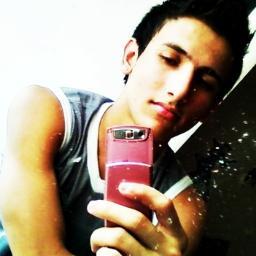 Síganme los buenos... Y faveenme los guapos.