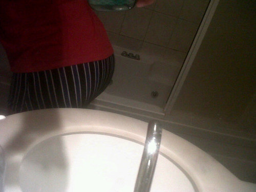 Living in Rotterdam / Holland || Dm me niet voor bullshit || ik heb GEEN kik of skype alleen whatsapp.. Meer info dm me ;).