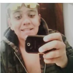 Um Zé ninguém que sou só tenho a noite e o dia,  Não tenho nada no bolso, mas tenho Deus como guia..