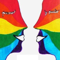 Persona. Andaluza. Lesbiana. Feminista. Luchadora. Roja. Amante los animales y del arte.