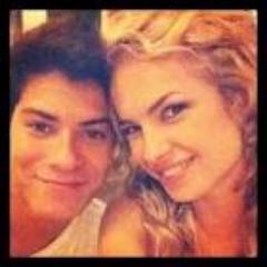 sábado dia 9/06/2012 show dos rebeldes eu vou  ebaa