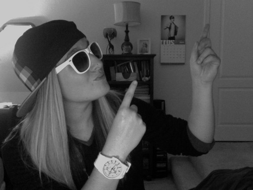 HipHop Dancer/Choreographer/FanPage follow @ThatDncrMelissa for requests.