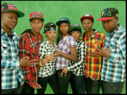 molamu_mlab's profile picture. 